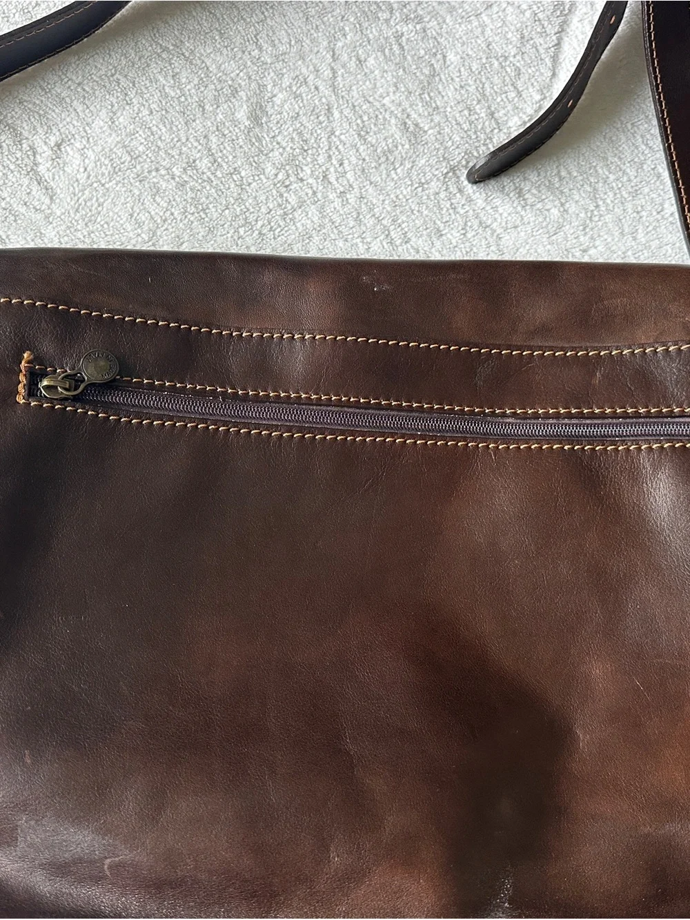 Leather Messenger Bag in Dark Brown - Classic Men's Briefcase